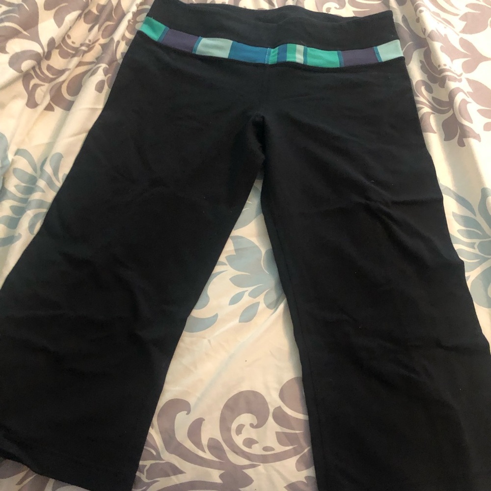 Lululemon yoga crops